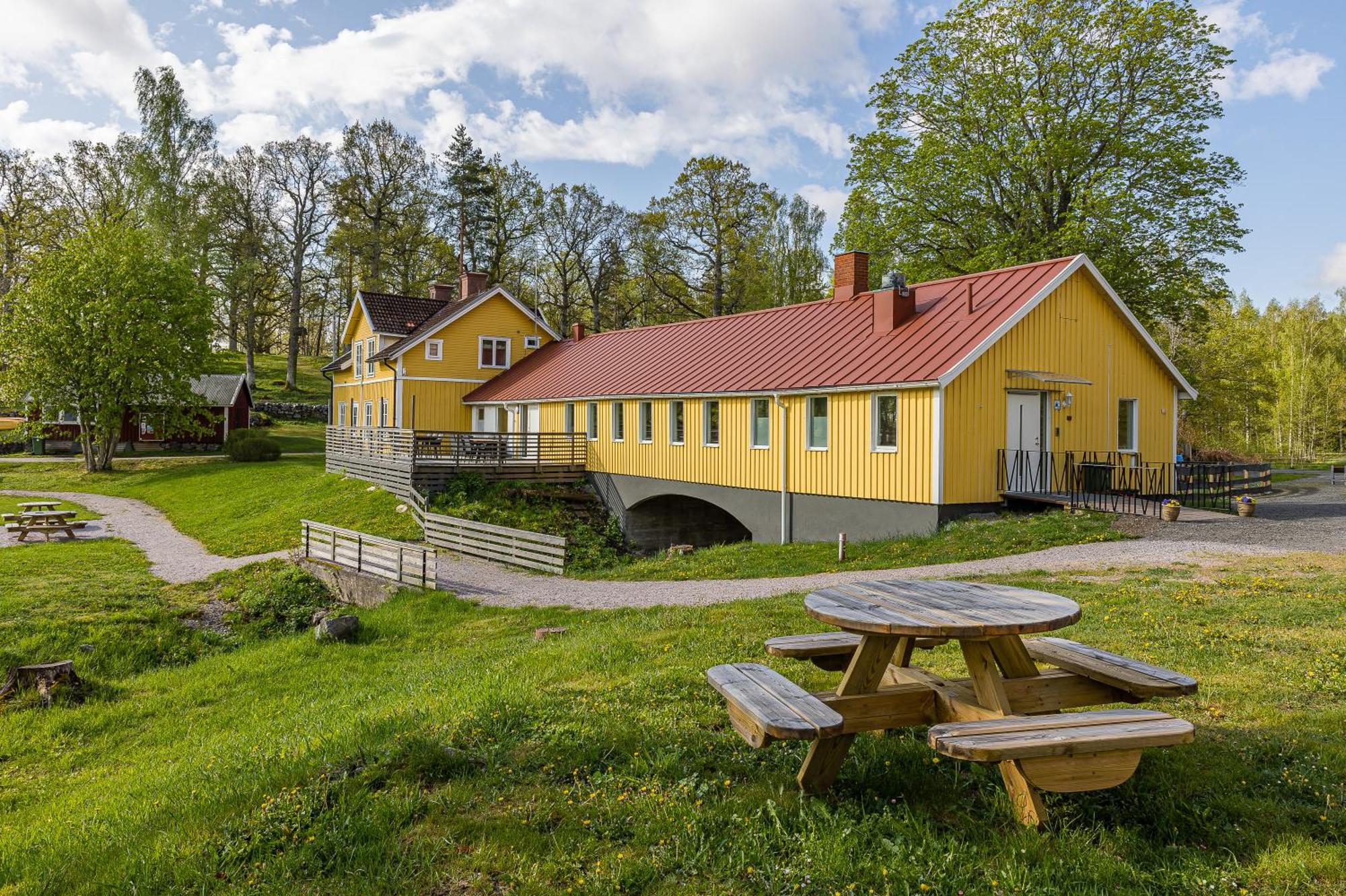 Marsbaecken Hostel Västervik Exterior photo