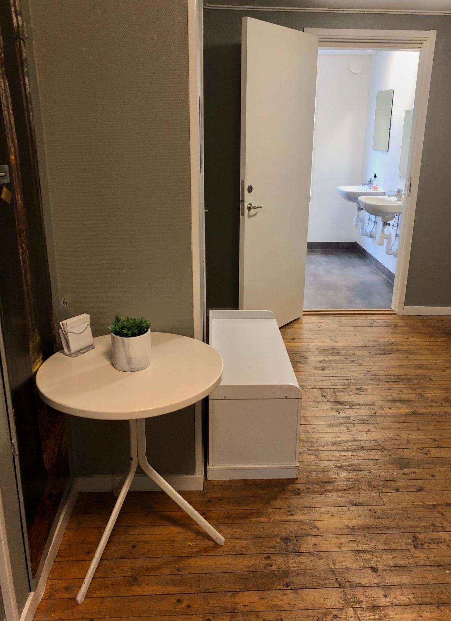 Marsbaecken Hostel Västervik Room photo